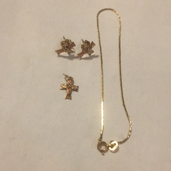 Jewelry - 🔥 14k Solid gold bracelet w/10k solid gold matching pendant/earrings